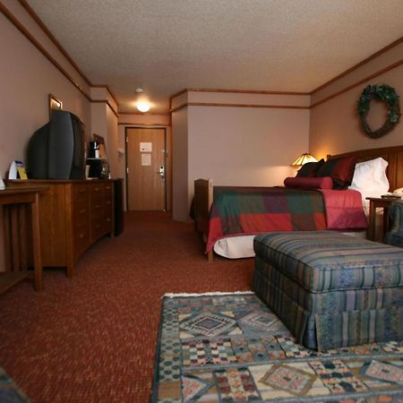 Best Western Dodgeville Inn & Suites Екстериор снимка