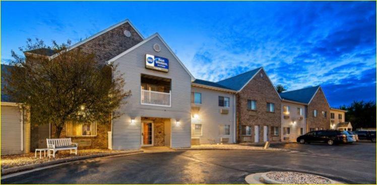 Best Western Dodgeville Inn & Suites Екстериор снимка