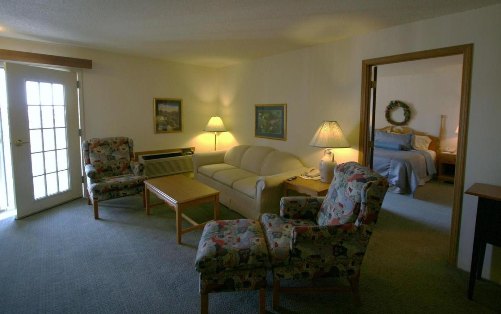 Best Western Dodgeville Inn & Suites Екстериор снимка