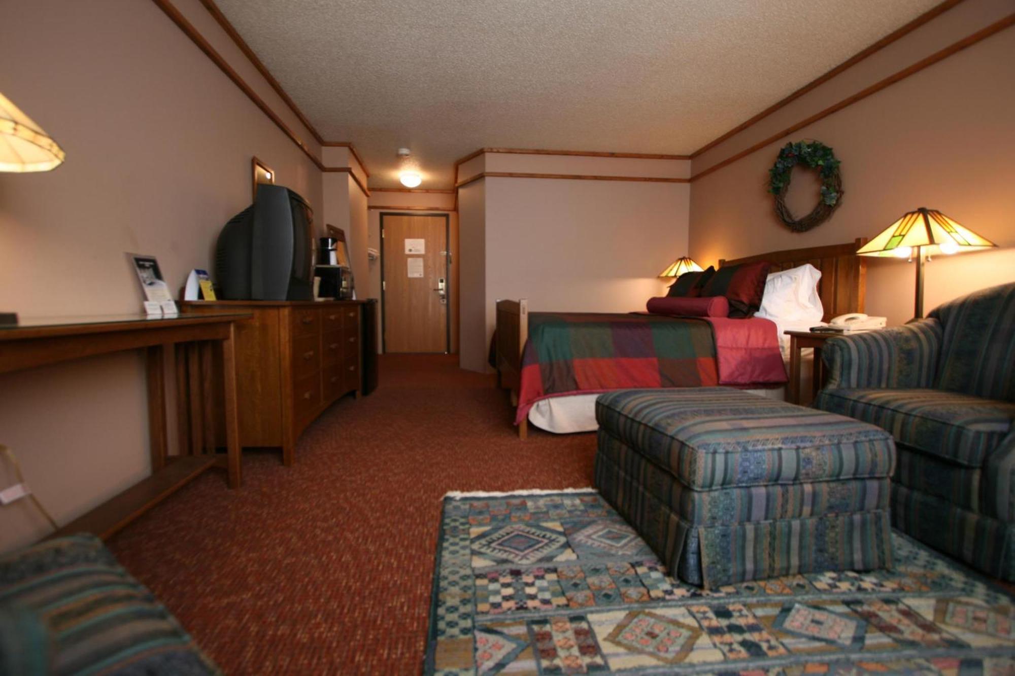 Best Western Dodgeville Inn & Suites Екстериор снимка